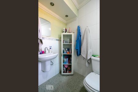 Casa à venda com 134m², 4 quartos e 2 vagas Casa à venda com 134m², 4 quartos e 2 vagasBanheiro da Suíte 3