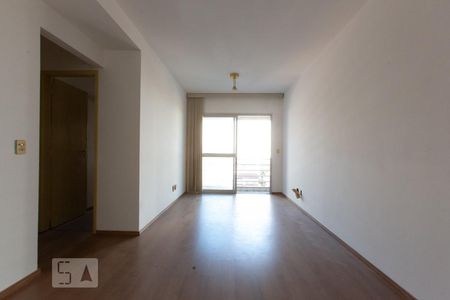 Apartamento à venda com 76m², 3 quartos e 1 vagaSala