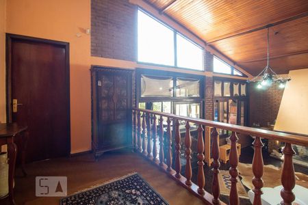 Sala de casa à venda com 3 quartos, 400m² em Rubem Berta, Porto Alegre