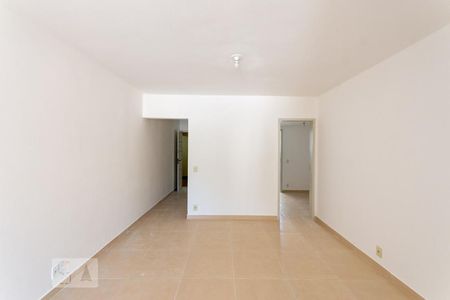 Sala de apartamento para alugar com 2 quartos, 75m² em São Francisco Xavier, Rio de Janeiro