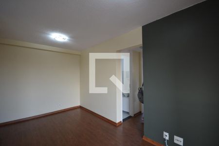 Sala de apartamento para alugar com 2 quartos, 50m² em Parada de Lucas, Rio de Janeiro