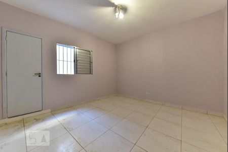 Sala/Quarto de casa para alugar com 1 quarto, 37m² em Conceição, Diadema