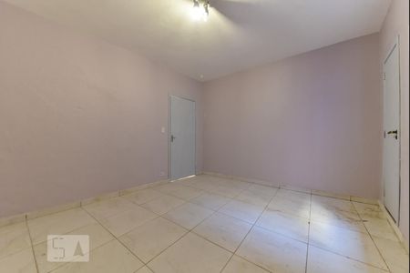 Sala/Quarto de casa para alugar com 1 quarto, 37m² em Conceição, Diadema