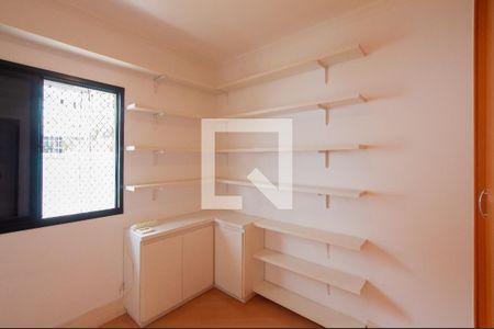 Quarto 1 de apartamento para alugar com 3 quartos, 83m² em Vila Madalena, São Paulo