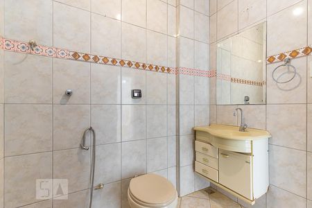 Banheiro de apartamento à venda com 1 quarto, 74m² em Bosque, Campinas