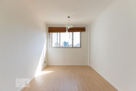 Sala de apartamento à venda com 1 quarto, 74m² em Bosque, Campinas