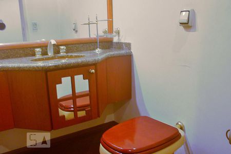 Lavabo de apartamento à venda com 4 quartos, 276m² em Vila Bastos, Santo André