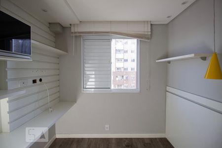 Quarto 1 de apartamento para alugar com 2 quartos, 47m² em Jardim do Lago, São Paulo