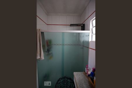 Casa à venda com 162m², 2 quartos e 2 vagas Casa à venda com 162m², 2 quartos e 2 vagasBanheiro da Suíte