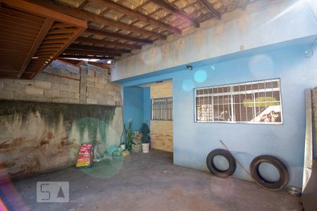 Casa à venda com 162m², 2 quartos e 2 vagas Casa à venda com 162m², 2 quartos e 2 vagasGaragem
