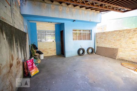 Casa à venda com 162m², 2 quartos e 2 vagas Casa à venda com 162m², 2 quartos e 2 vagasGaragem