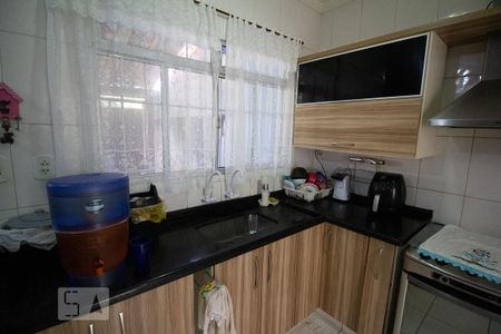 Casa à venda com 162m², 2 quartos e 2 vagas Casa à venda com 162m², 2 quartos e 2 vagasBanheiro