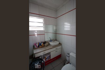 Casa à venda com 162m², 2 quartos e 2 vagas Casa à venda com 162m², 2 quartos e 2 vagasBanheiro da Suíte