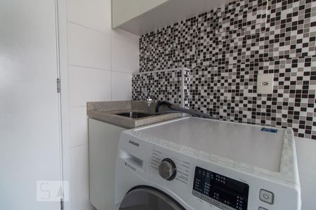 Área de serviço de apartamento para alugar com 1 quarto, 28m² em Vila Alpina, São Paulo