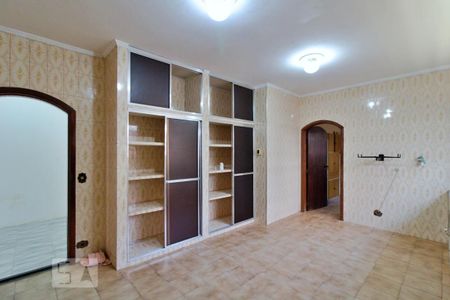 Casa à venda com 303m², 4 quartos e 6 vagas Casa à venda com 303m², 4 quartos e 6 vagasCozinha