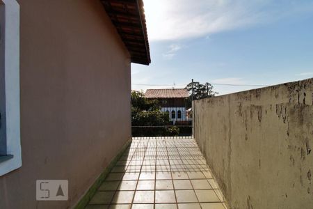 Casa à venda com 303m², 4 quartos e 6 vagas Casa à venda com 303m², 4 quartos e 6 vagasÁrea Externa