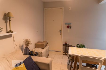 Sala de apartamento para alugar com 1 quarto, 49m² em Parque Munhoz, São Paulo