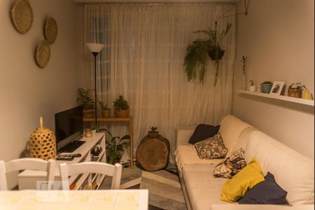 Sala de apartamento para alugar com 1 quarto, 49m² em Parque Munhoz, São Paulo