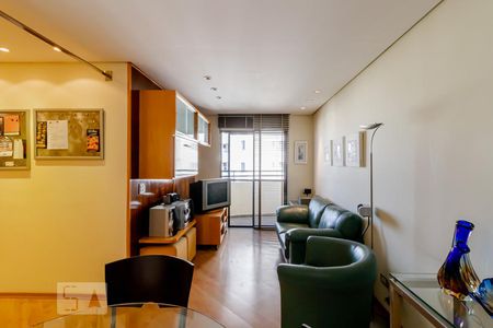 Sala de apartamento para alugar com 2 quartos, 63m² em Vila Monumento, São Paulo