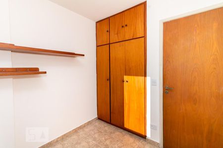 Quarto 1 de apartamento para alugar com 2 quartos, 55m² em Vila Gustavo, São Paulo