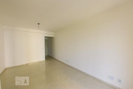 Sala de apartamento à venda com 3 quartos, 71m² em Picanço, Guarulhos