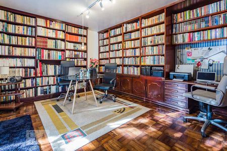 Escritório de casa à venda com 5 quartos, 336m² em Partenon, Porto Alegre