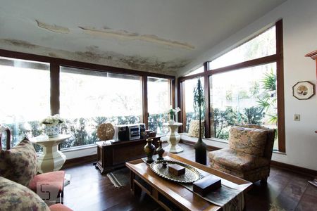 Sala de casa para alugar com 5 quartos, 400m² em Jardim Santa Rosália, Sorocaba