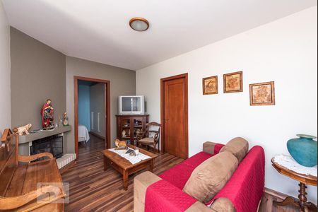 Sala 2 de casa à venda com 3 quartos, 290m² em Nonoai, Porto Alegre