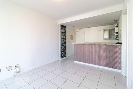 Sala de apartamento para alugar com 1 quarto, 45m² em Jacarepaguá, Rio de Janeiro