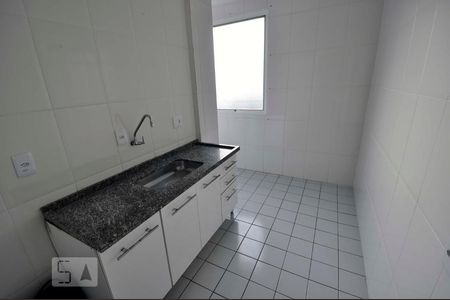 Cozinha de apartamento para alugar com 2 quartos, 55m² em Jaguaré, São Paulo