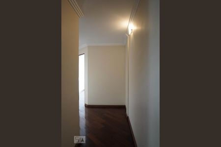 Corredor Quartos de casa à venda com 5 quartos, 379m² em Jardim Itapemirim, São Paulo