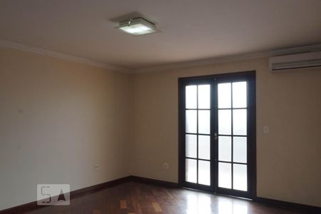 Suíte de casa à venda com 5 quartos, 379m² em Jardim Itapemirim, São Paulo