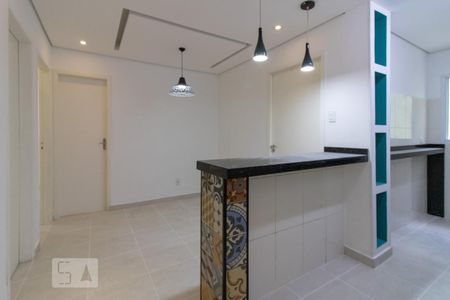 Sala de casa de condomínio para alugar com 3 quartos, 50m² em Vila Mazzei, São Paulo