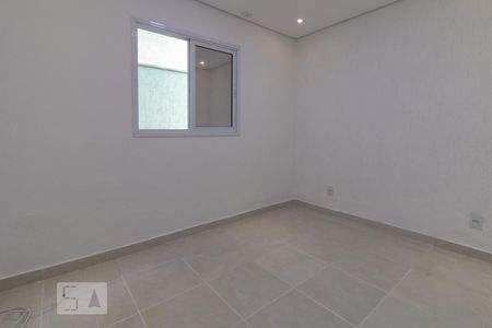 Quarto 2 de casa de condomínio para alugar com 3 quartos, 50m² em Vila Mazzei, São Paulo