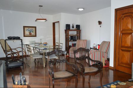 Sala de apartamento à venda com 4 quartos, 192m² em Icaraí, Niterói