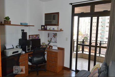 Quarto 1 de apartamento à venda com 4 quartos, 192m² em Icaraí, Niterói