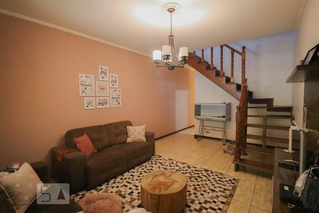 Sala de casa à venda com 3 quartos, 150m² em Vila Flórida, Guarulhos