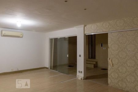 Sala de casa à venda com 4 quartos, 500m² em Tijuca, Rio de Janeiro