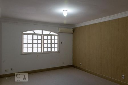 Suíte 1 de casa à venda com 4 quartos, 500m² em Tijuca, Rio de Janeiro