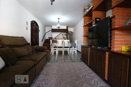 Sala de casa à venda com 3 quartos, 170m² em Cipava, Osasco