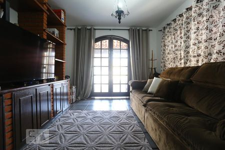 Sala de casa à venda com 3 quartos, 170m² em Cipava, Osasco