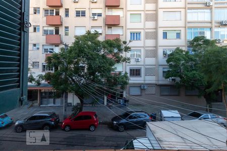 Vista do Quarto 1 de apartamento para alugar com 3 quartos, 120m² em Azenha, Porto Alegre