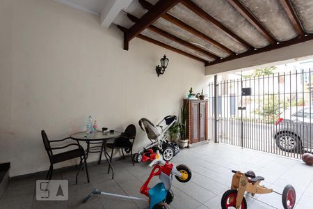 Garagem de casa para alugar com 2 quartos, 200m² em Jardim Vera Cruz, São Paulo