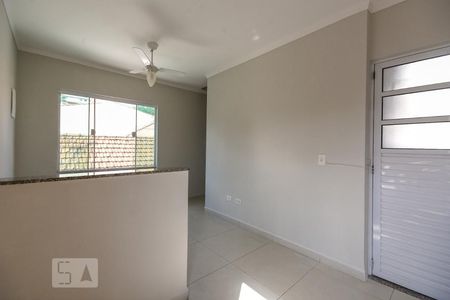 Sala de apartamento para alugar com 1 quarto, 33m² em Vila Mazzei, São Paulo