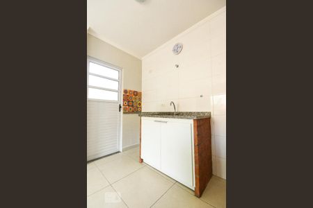 Cozinha de apartamento à venda com 1 quarto, 33m² em Vila Mazzei, São Paulo