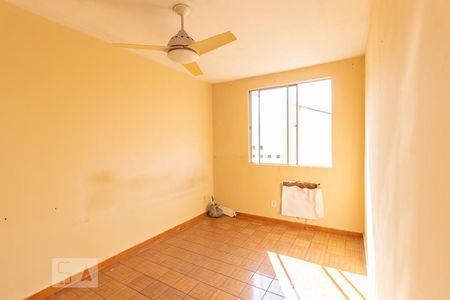 Quarto 2 de apartamento para alugar com 2 quartos, 54m² em Pilares, Rio de Janeiro