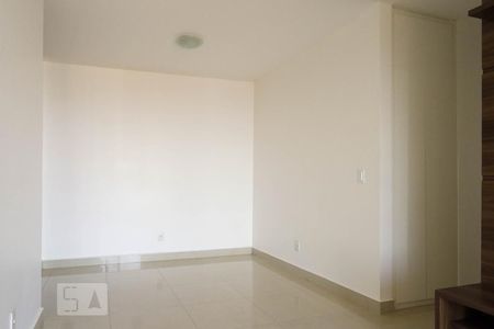 Sala de jantar de apartamento para alugar com 3 quartos, 80m² em Samambaia Sul (samambaia), Brasília