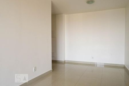 Sala de jantar de apartamento para alugar com 3 quartos, 80m² em Samambaia Sul (samambaia), Brasília