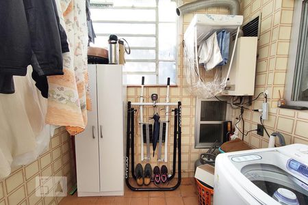 Apartamento à venda com 149m², 3 quartos e 4 vagas Apartamento à venda com 149m², 3 quartos e 4 vagasÁrea de Serviço