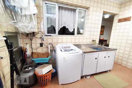 Apartamento à venda com 149m², 3 quartos e 4 vagas Apartamento à venda com 149m², 3 quartos e 4 vagasÁrea de Serviço